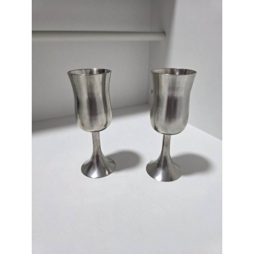 Mullingar Pewter Irish Claddagh Goblets Set of 2 Handcrafted Ireland Wine Cups - Picture 4 of 9